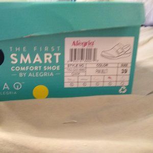 Alegria Traq Smart Shoe